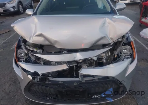 2022 Toyota Corolla Le z USA, uszkodzony, nr VIN JTDEPMAE6N3029284